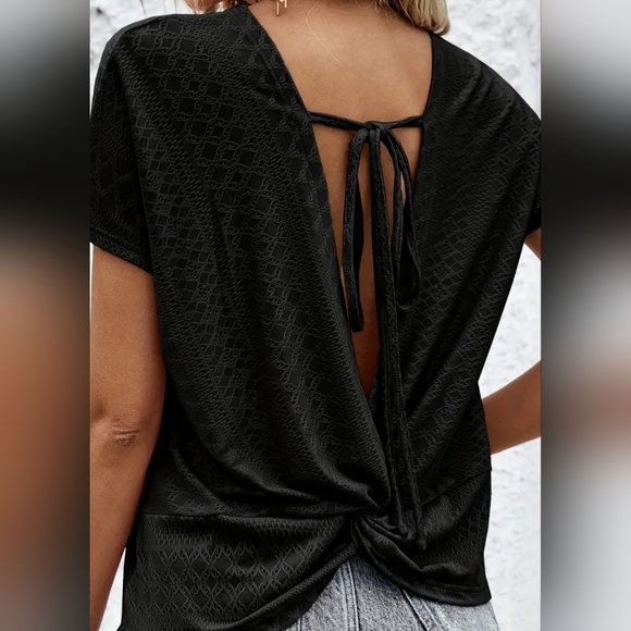 Tops - NEW Solid Eyelet Casual V Neck Tie Back Twist Top XXL